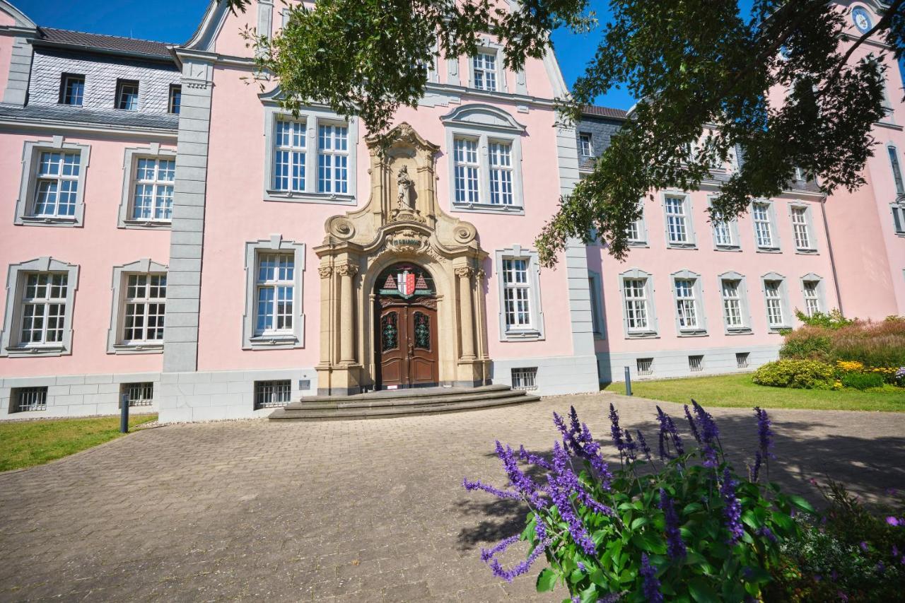 Historisches Deluxe Apartment Im Marianum Neuss Εξωτερικό φωτογραφία