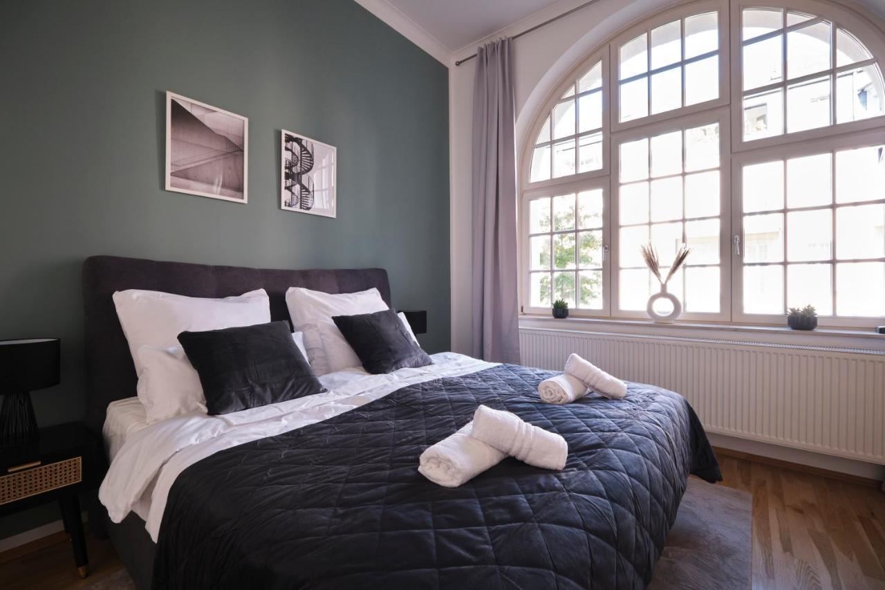 Historisches Deluxe Apartment Im Marianum Neuss Εξωτερικό φωτογραφία