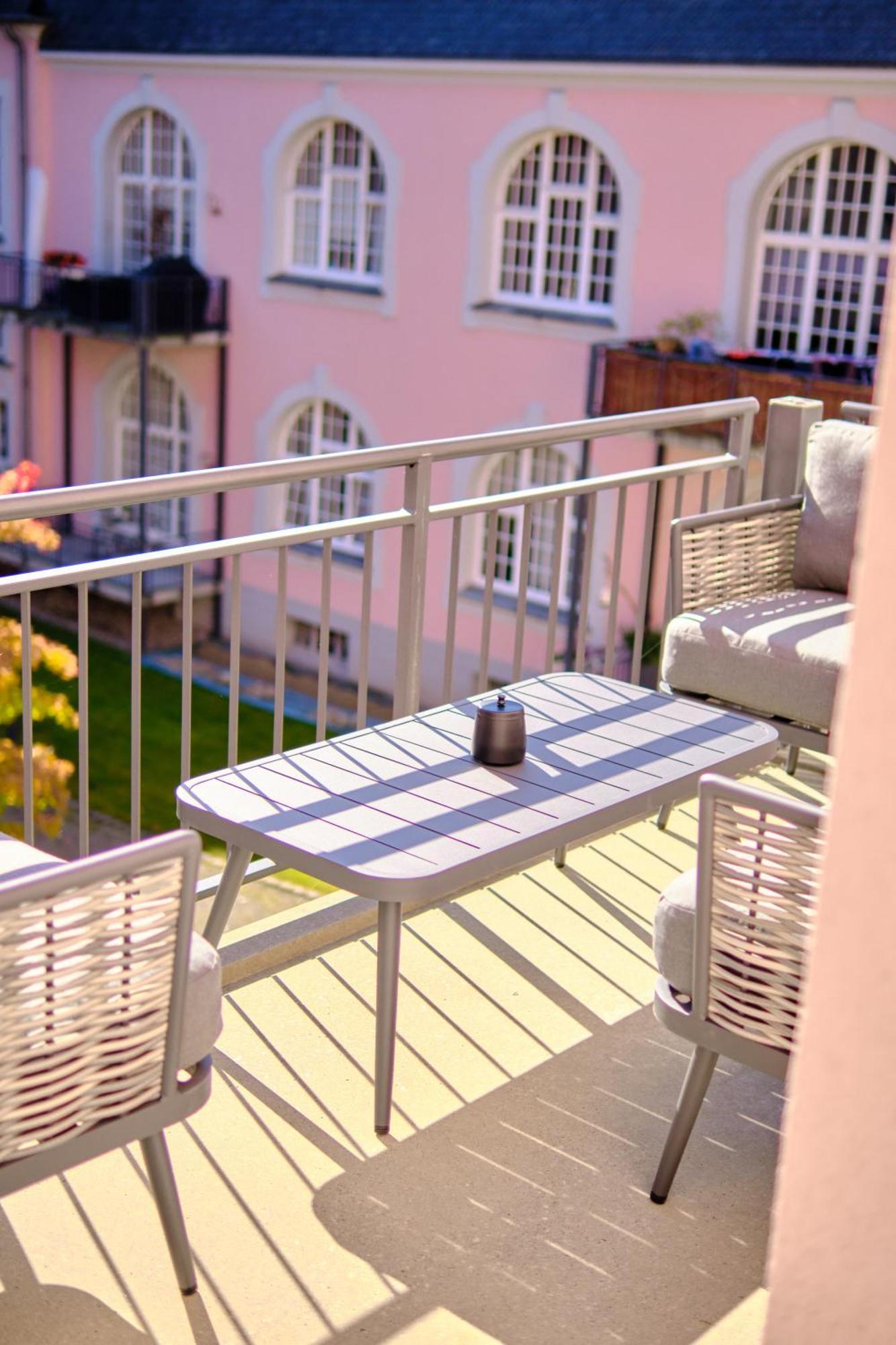 Historisches Deluxe Apartment Im Marianum Neuss Εξωτερικό φωτογραφία